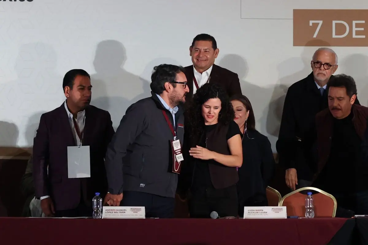 Luisa María Alcalde y Andrés Manuel López Beltrán dejaron la dirigencia del partido. Cuartoscuro.