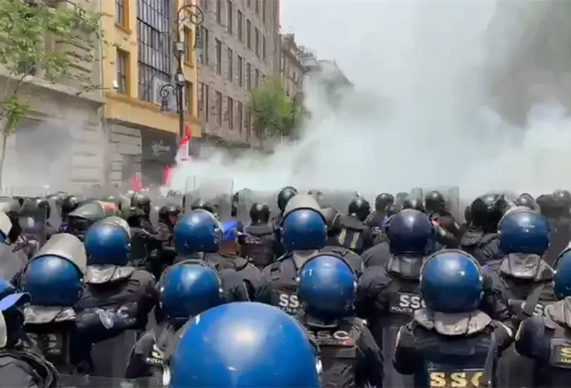 Los enfrentamientos en el centro del país. Los enfrentamientos en el centro del país.