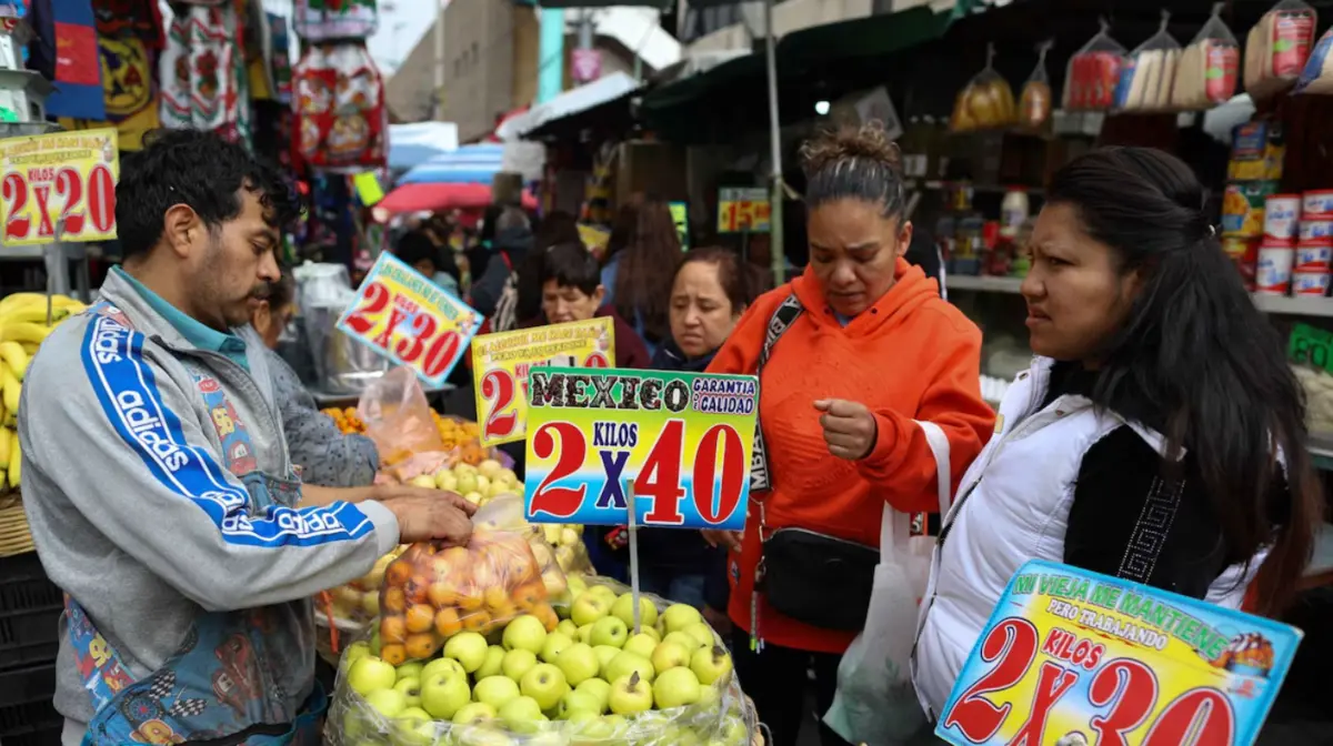  El aumento en productos básicos ha obligado a muchos hogares a ajustar sus compras y hábitos de consumo. 