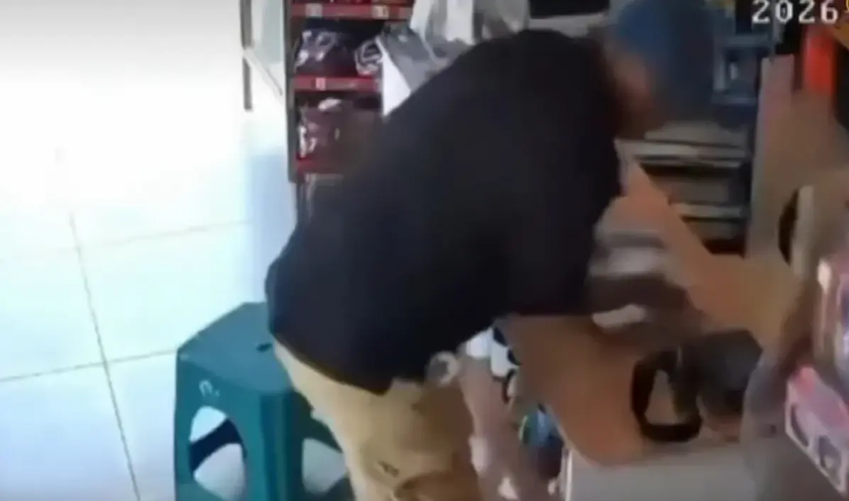 El agresor tomó efectivo y una laptop luego del ataque contra la joven empleada. Especial