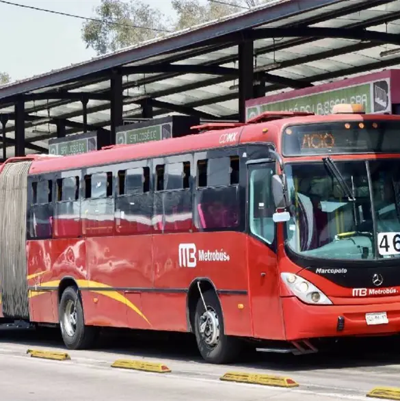 Tragedia en Ciudad Universitaria: muere trabajador del Metrob&uacute;s prensado mientras daba mantenimiento a una unidad