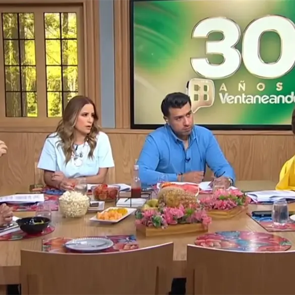 Critican a Pati Chapoy por sacar del cl&oacute;set a conductor de Ventaneando en programa en vivo