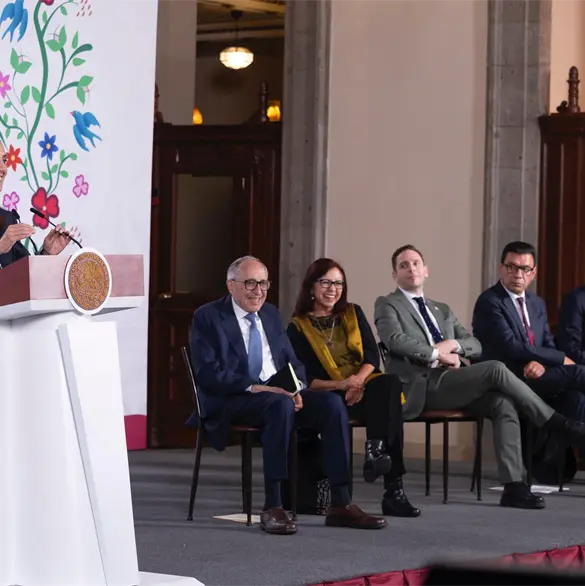 Sheinbaum inaugura megapuente en Colima y promete acabar con el caos vial Sheinbaum inaugura megapuente en Colima y promete acabar con el caos vial