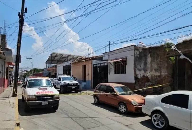 Menor regresa de la escuela y encuentra a su mam&aacute; muerta; buscan a la pareja por feminicidio en Jalisco