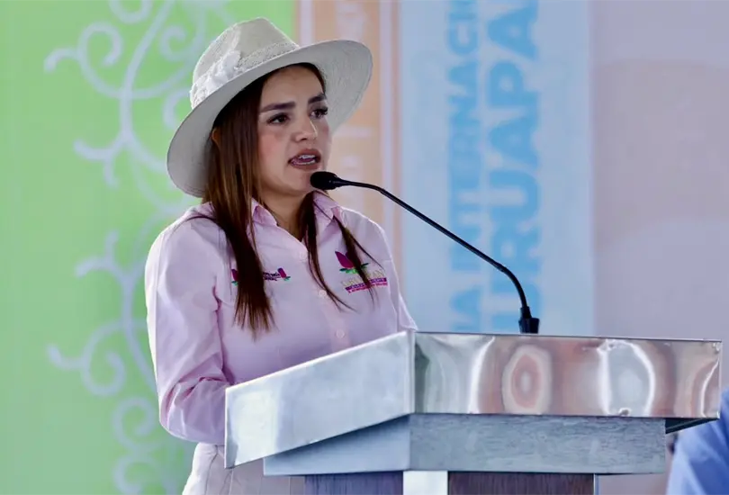 "&iquest;Ahora me tienen que quitar la vida a m&iacute;?": Grecia Quiroz estalla contra reforma electoral en Michoac&aacute;n