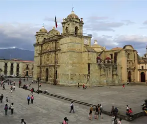 As&iacute; ser&aacute; el programa Linda Oaxaca con obras en calles, transporte y espacios p&uacute;blicos