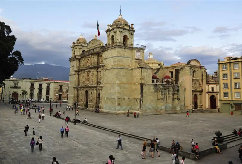 As&iacute; funcionar&aacute; el programa Linda Oaxaca con obras en calles y transporte.