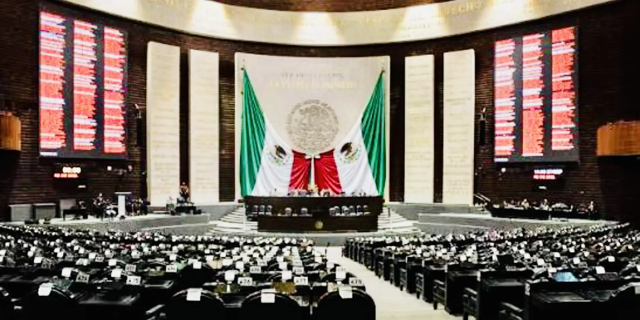 Diputados locales pueden ganar más de 200 mil pesos. X