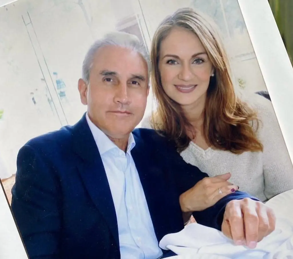 Está casada con Rafael Martínez, director general de la revista 'Viva TV', con quien tiene dos hijos.