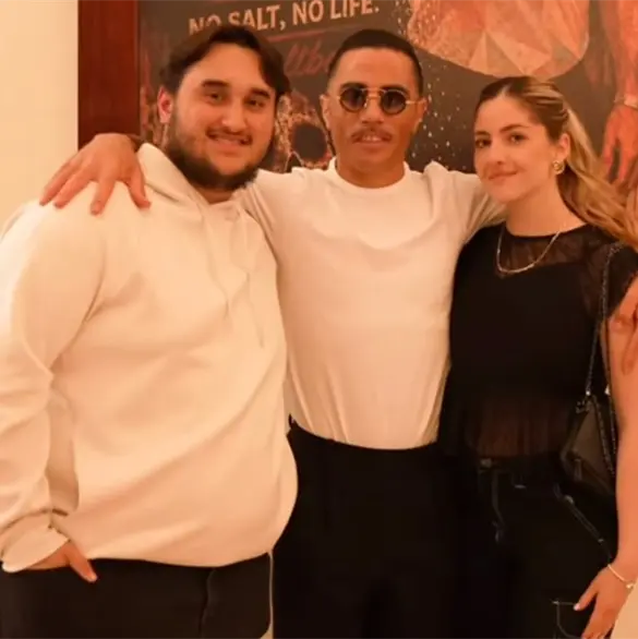 D&oacute;nde est&aacute; y cu&aacute;nto cuesta comer en el restaurante de Salt Bae en M&eacute;xico