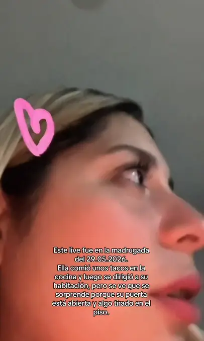 La grabación, que habría sido transmitida el viernes 29 de mayo, muestra a Paola Márquez llegando a su habitación. Captura de pantalla.
