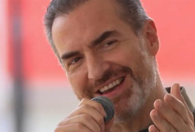 Morena denuncia a Adrián de la Garza ante la FGR por contrato millonario con Next Energy Morena denuncia a Adrián de la Garza ante la FGR por contrato millonario con Next Energy