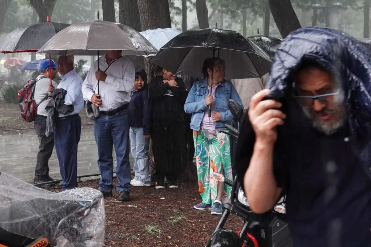 Activan alertas por Boris: costas mexicanas esperan lluvias y oleaje peligroso. Cuartoscuro.
