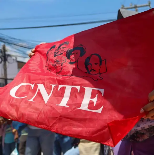 La CNTE amplía su ofensiva: bloquea vialidades y protesta en Televisa y TV Azteca La CNTE amplía su ofensiva: bloquea vialidades y protesta en Televisa y TV Azteca