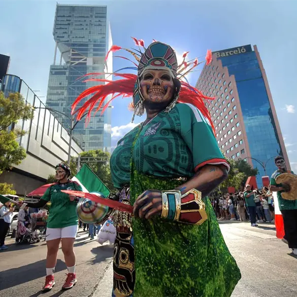 Gran Desfile Mundialista 2026: Balones, catrinas, mariachi y m&aacute;s recorriendo la CDMX