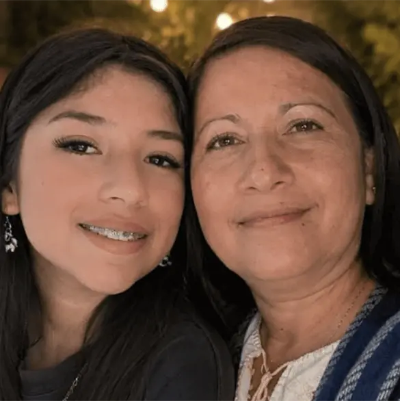 Dan el último adiós a Carolina, Daniela y la pequeña Ana Sofía, víctimas del fatal choque en las Grutas de Tolantongo Dan el último adiós a Carolina, Daniela y la pequeña Ana Sofía, víctimas del fatal choque en las Grutas de Tolantongo