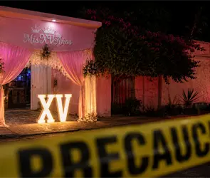 Mueren 4 tras presunta intoxicaci&oacute;n por alcohol adulterado en fiesta de XV a&ntilde;os; padre de la quincea&ntilde;era entre las v&iacute;ctimas