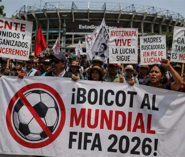 Entre el fervor y el caos: CNTE, Ayotzinapa y comerciantes ponen a prueba a la CDMX Entre el fervor y el caos: CNTE, Ayotzinapa y comerciantes ponen a prueba a la CDMX