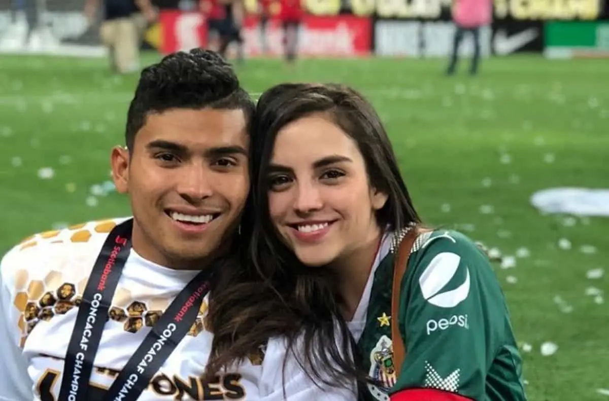 Gabriela Ríos, esposa de Orbelín Pineda Gabriela Ríos, esposa de Orbelín Pineda