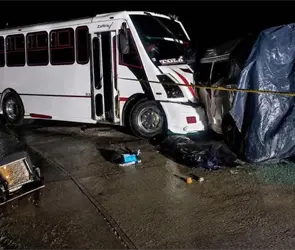 Viaje a las Grutas de Tolantongo termina en tragedia: mueren madre, hija y sobrina en fatal choque Viaje a las Grutas de Tolantongo termina en tragedia: mueren madre, hija y sobrina en fatal choque