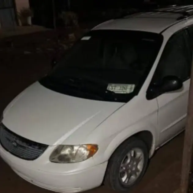 Vehículo en el que viajaban los miembros de Bola Costera rumbo a Mazatlán. Especial