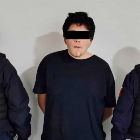 "Me la mató": joven mata a su hermana y deja a su madre gravemente herida en Naucalpan "Me la mató": joven mata a su hermana y deja a su madre gravemente herida en Naucalpan