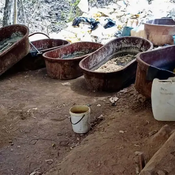 Así era el búnker oculto en la Sierra Norte de Puebla donde fabricaban droga por toneladas Así era el búnker oculto en la Sierra Norte de Puebla donde fabricaban droga por toneladas