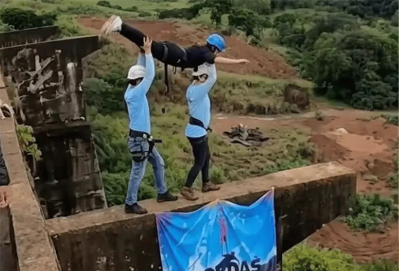 Maria Eduarda participaba en una actividad comercial de rope jumping cuando ocurrió el accidente que terminó con su vida.