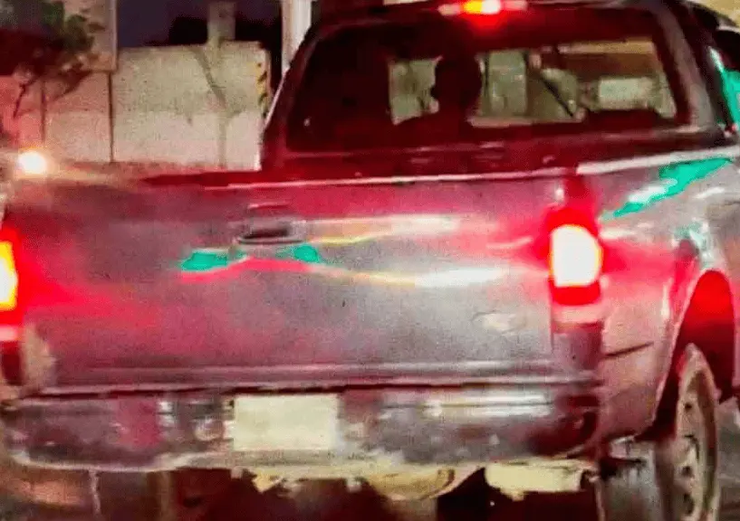 El hecho ocurrió la noche del 15 de junio en la Calzada Adolfo López Mateos y 24 Sur, una de las zonas con mayor circulación vehicular de Tehuacán. Captura de pantalla.
