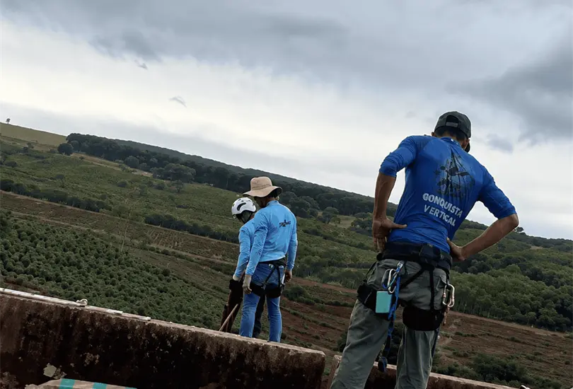 Los testimonios de quienes estuvieron presentes el día del accidente han aportado detalles sobre los momentos previos y posteriores a la caída que terminó con la vida de la joven.