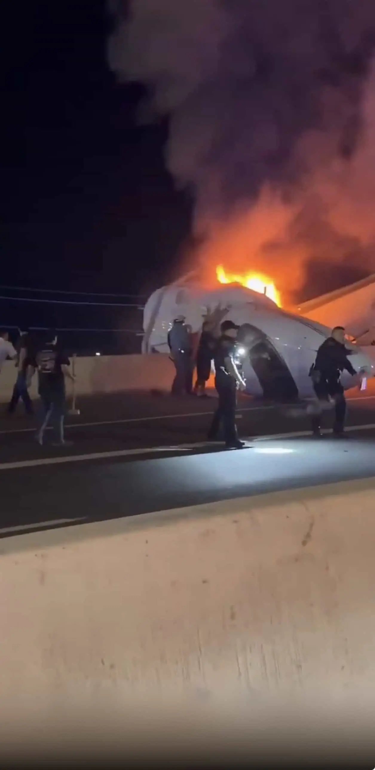 El jet habría tenido problemas de combustible El jet habría tenido problemas de combustible