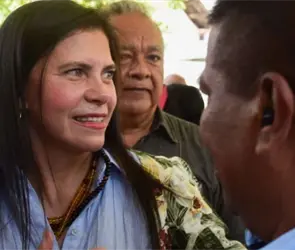 Manuela Obrador, prima de AMLO, llama "tirano mis&oacute;gino" a Trump durante acto de Morena en Chiapas