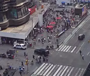 &iexcl;Terror en Times Square! Balacera desata estampida entre turistas; capturan a un sospechoso