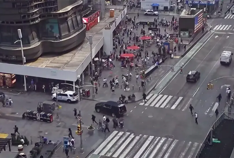 &iexcl;Terror en Times Square! Balacera desata estampida entre turistas; capturan a un sospechoso