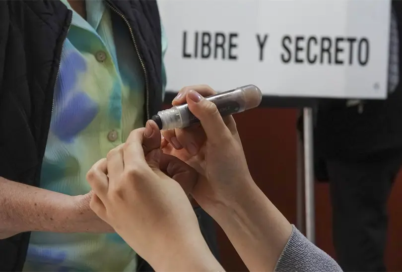 Morena perfila a sus favoritos para las elecciones de 2027: quiénes lideran las encuestas en las 17 gubernaturas Morena perfila a sus favoritos para las elecciones de 2027: quiénes lideran las encuestas en las 17 gubernaturas
