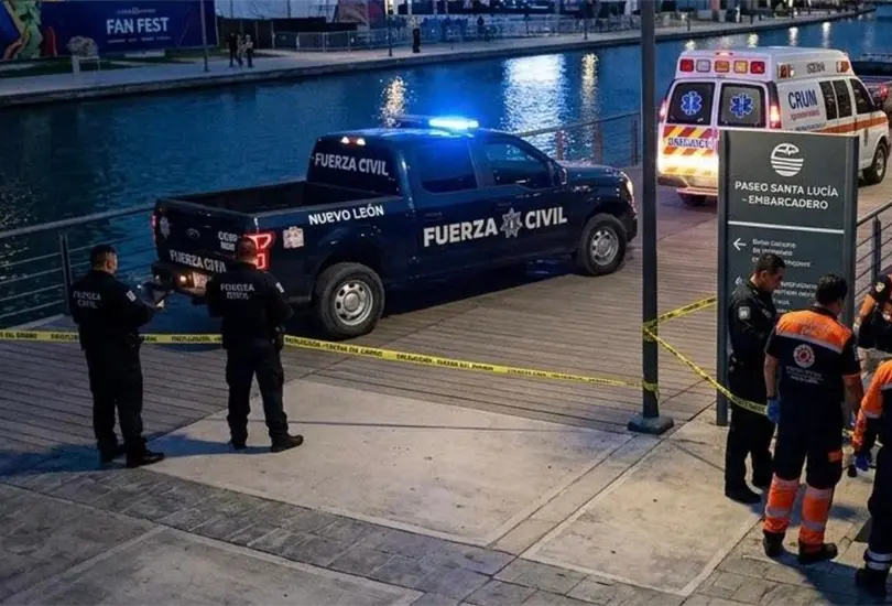 Hallan cuerpo flotando en Paseo Santa Luc&iacute;a, en Fan Fest Monterrey