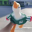 &iexcl;Pato Merl&iacute;n desata euforia! Aficionados adquieren su versi&oacute;n en peluche