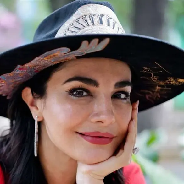 Este es el antes y despu&eacute;s de Martha Higareda
