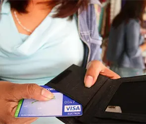 SAT 2026: &iquest;Qu&eacute; tanto dinero puedes tener en tu tarjeta de d&eacute;bito?