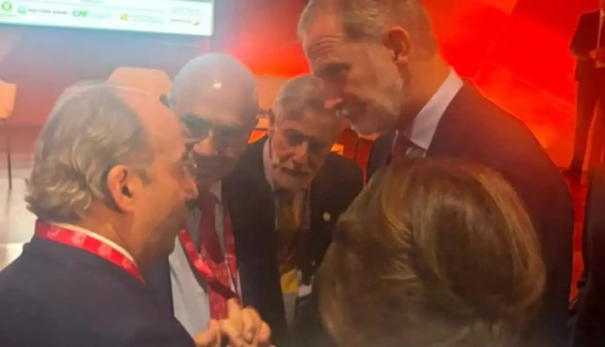  Así fue el encuentro entre Felipe Calderón y el rey Felipe VI en Madrid. 
