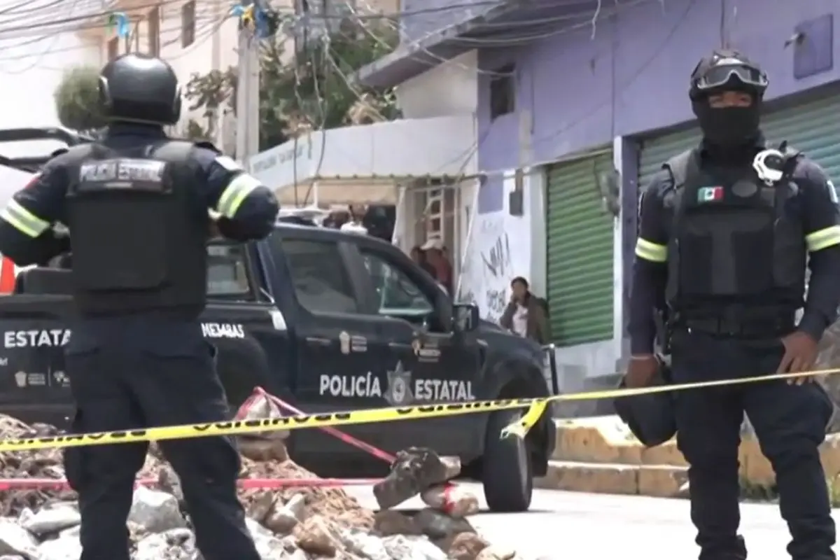  Matan a chofer y a su ayudante dentro de un camión en Tlalnepantla 