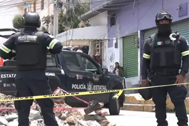 Matan a chofer y a su ayudante dentro de un cami&oacute;n de transporte p&uacute;blico en Tlalnepantla