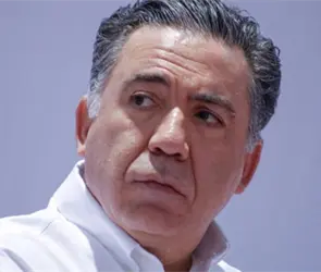 Enrique Inzunza, se&ntilde;alado por EU por presuntos v&iacute;nculos con el narco, reaparece en el Senado 