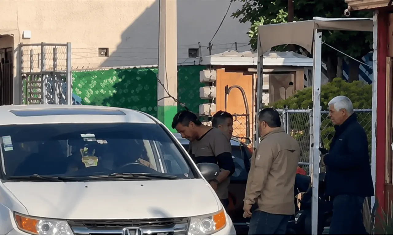 Así terminó el caso de Miguel: sale de la casa y se entrega después de negociar con autoridades. 
