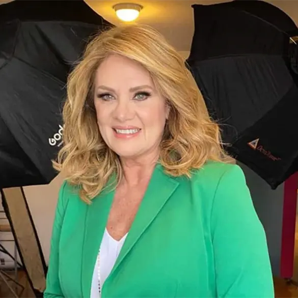 As&iacute; luc&iacute;a Erika Buenfil en su juventud