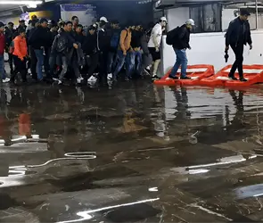 Autos bajo el agua y Metro colapsado: as&iacute; dejaron las lluvias a la CDMX y el Edomex