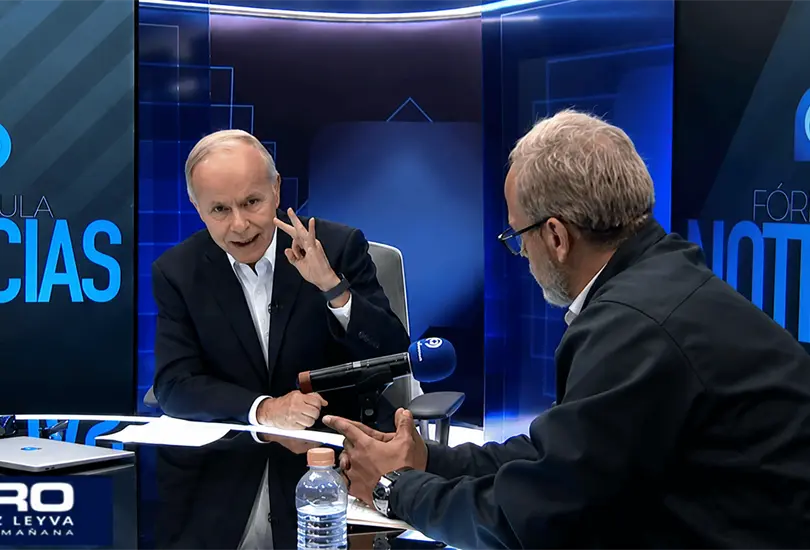 Me están amenazando: así terminó en vivo la entrevista entre Ciro e Israel Vallarta.