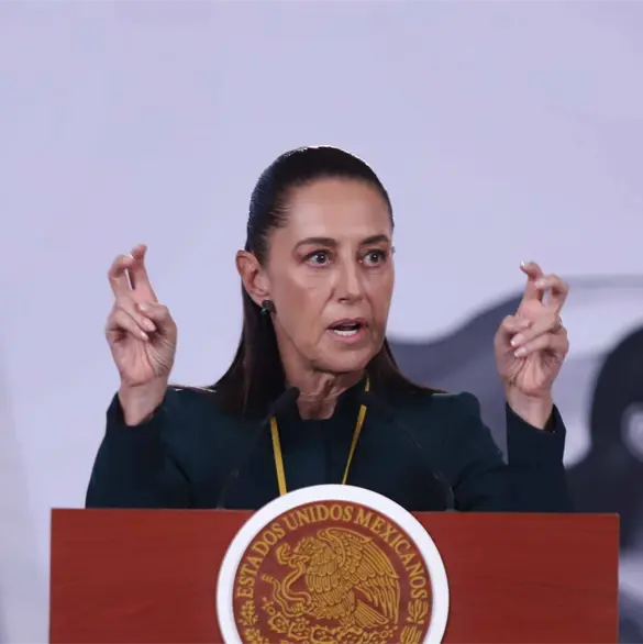 La fuente es qui&eacute;n sabe qui&eacute;n: Sheinbaum rompe el silencio sobre reportaje del NYT sobre funcionarios de Morena