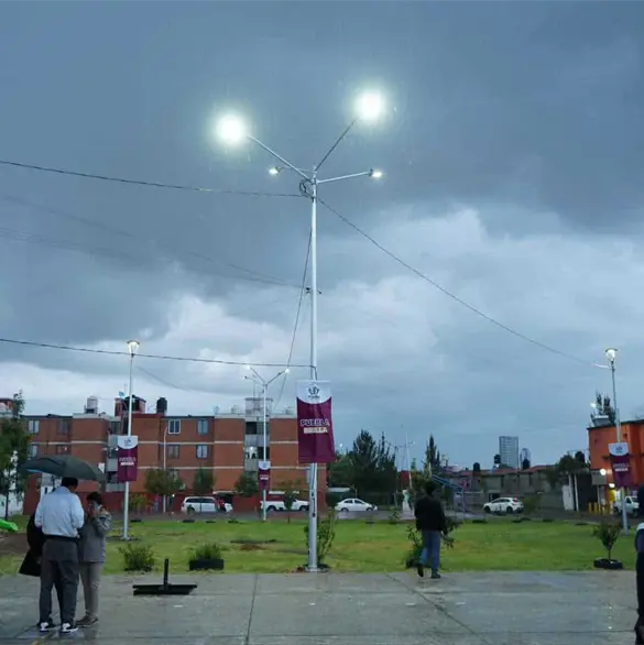 Así quedó el alumbrado público de Galaxia La Laguna tras la instalación de luminarias LED Así quedó el alumbrado público de Galaxia La Laguna tras la instalación de luminarias LED
