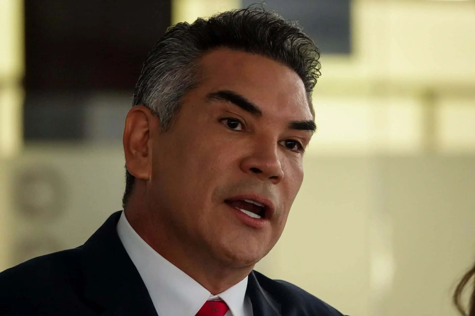 Alito Morena acudió a EE.UU. a denunciar a tres integrantes del INE